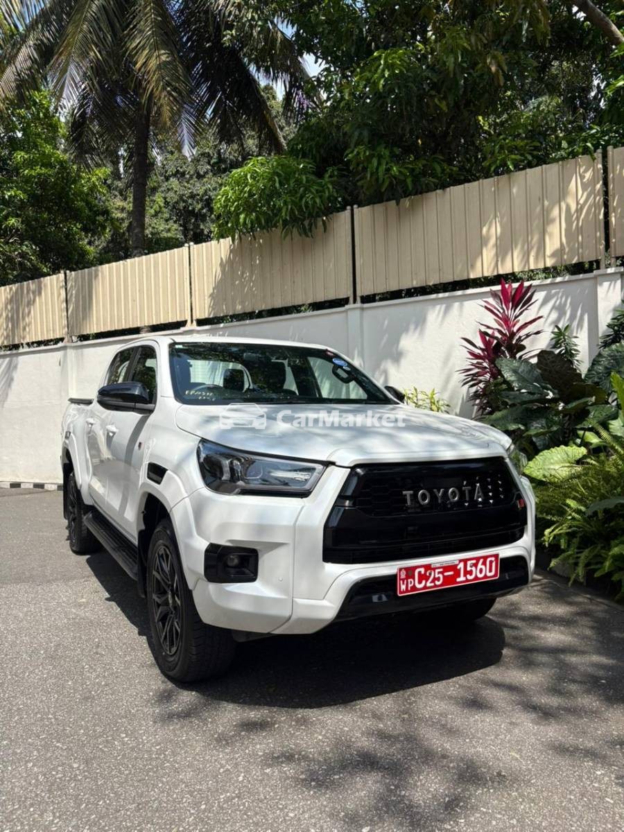 Image Toyota Hilux GR SPORTS 2024