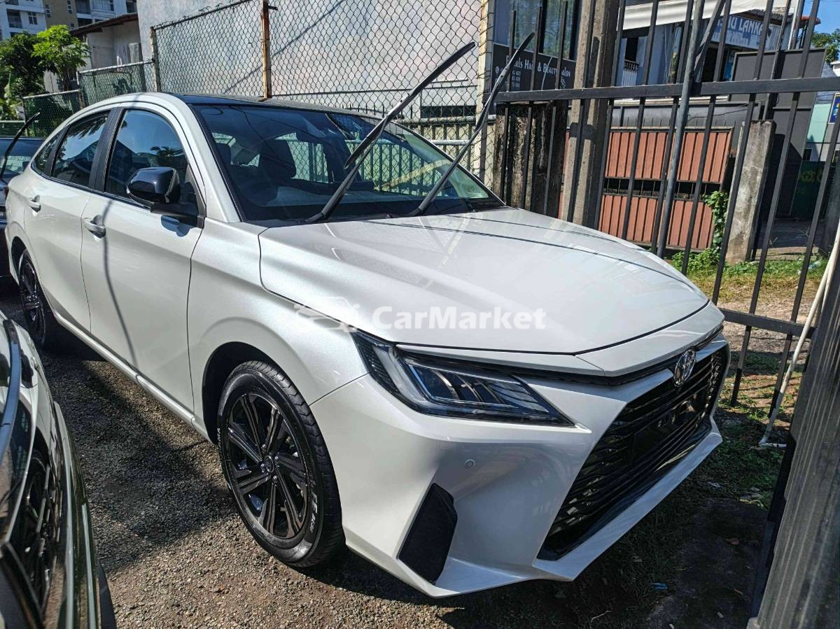 Toyota Yaris Ativ 2025 
