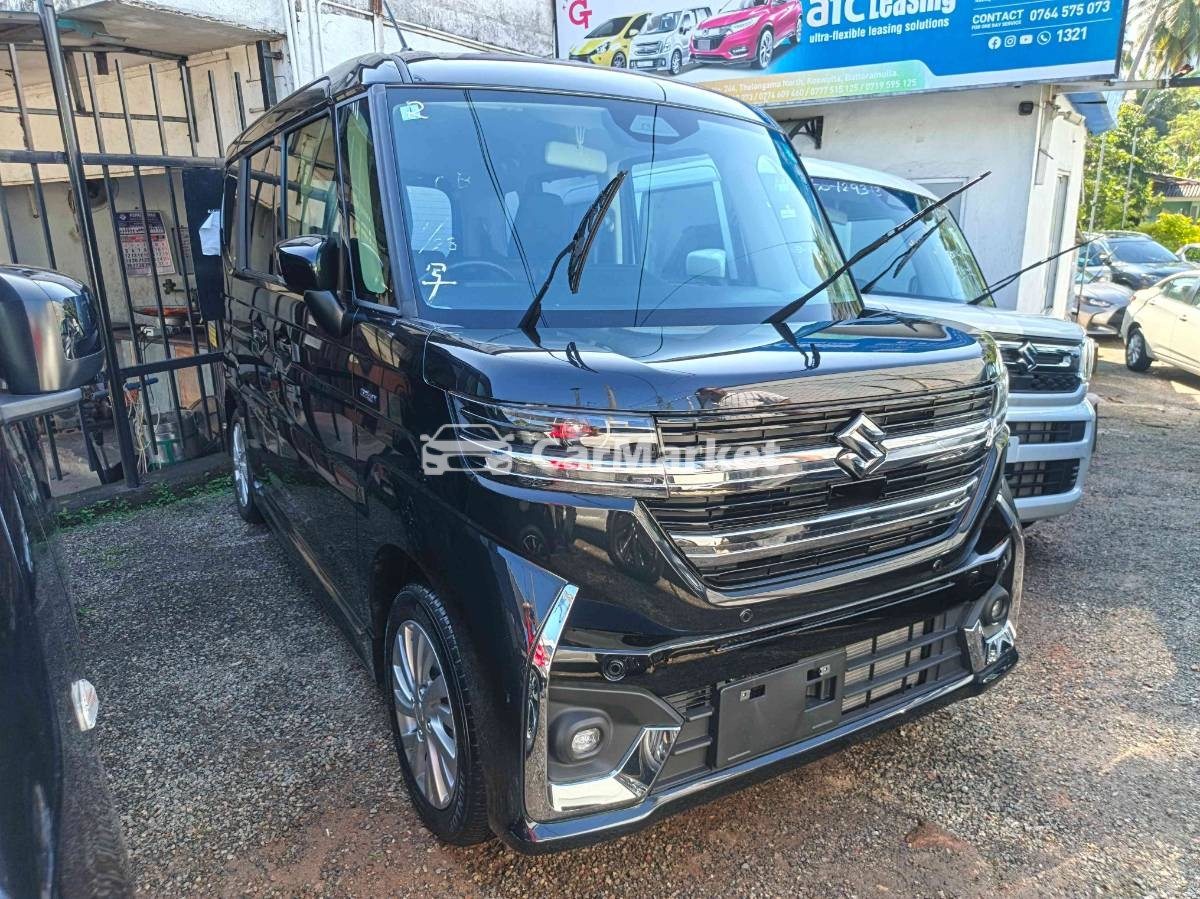 Suzuki Spacia Custom 2025 