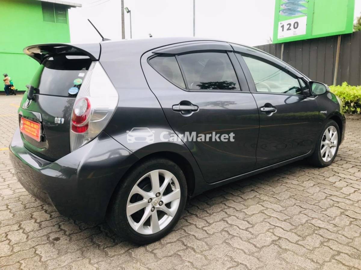 Slider Indicator Image 3