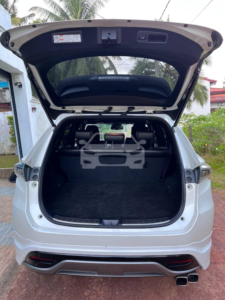 Slider Indicator Image 4