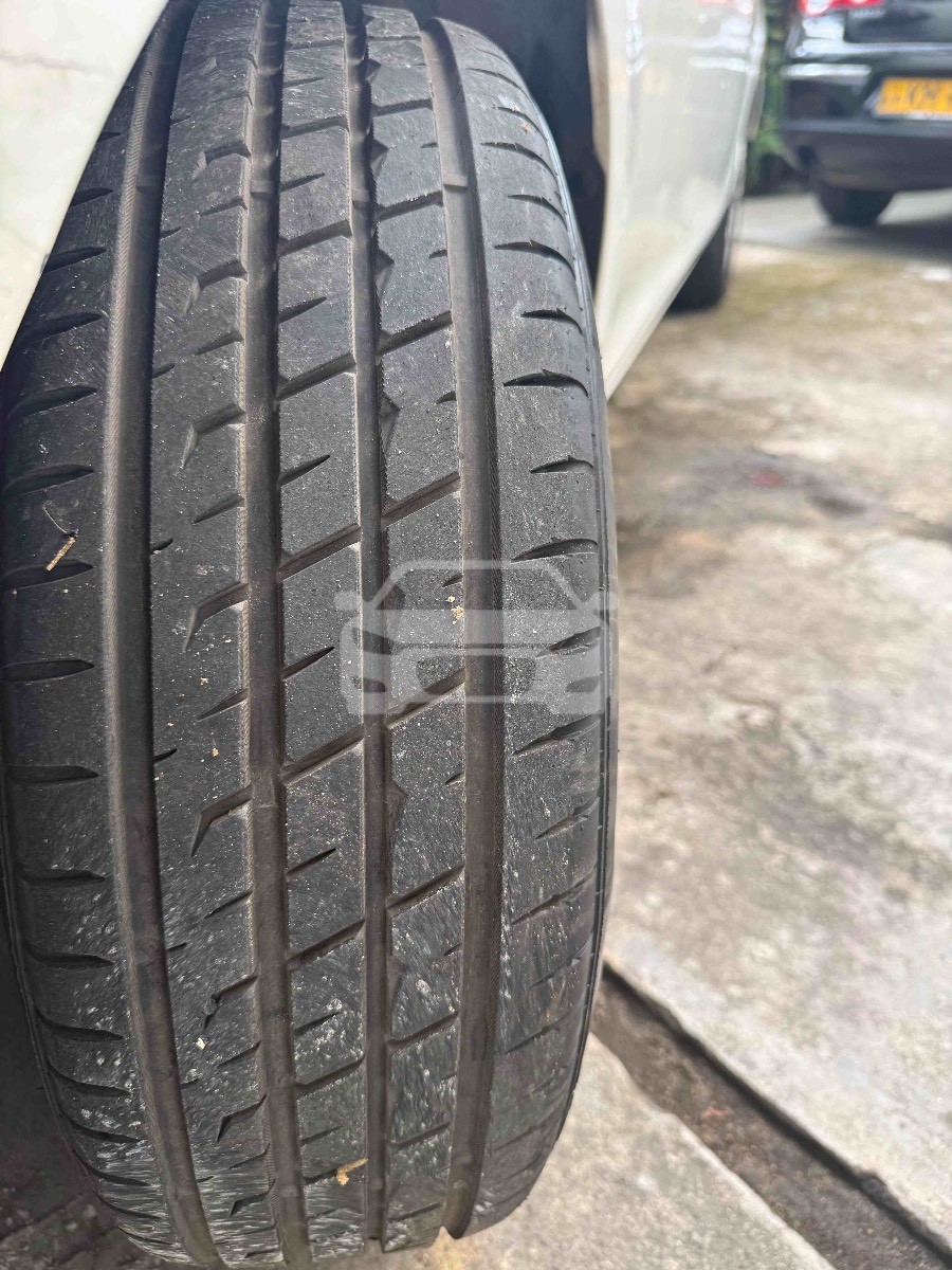 Slider Indicator Image 5