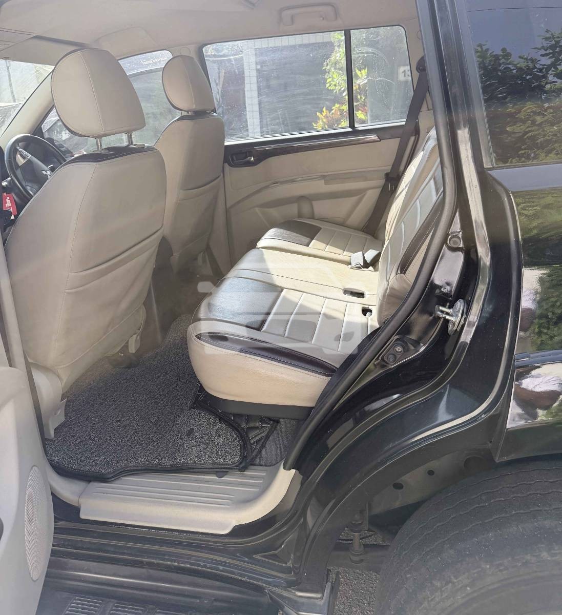 Slider Indicator Image 5