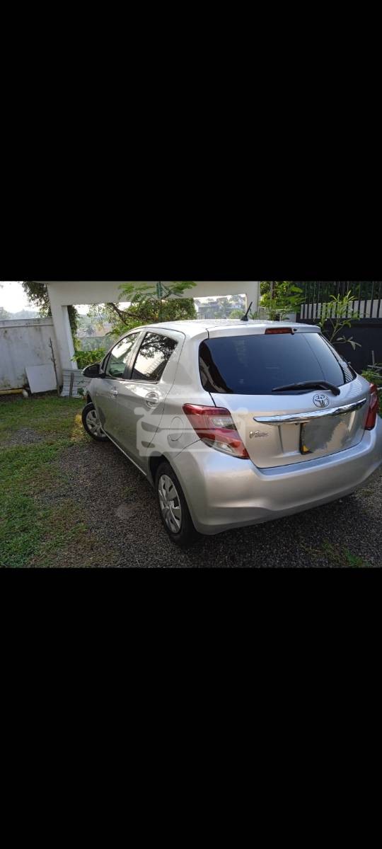 Slider Indicator Image 4