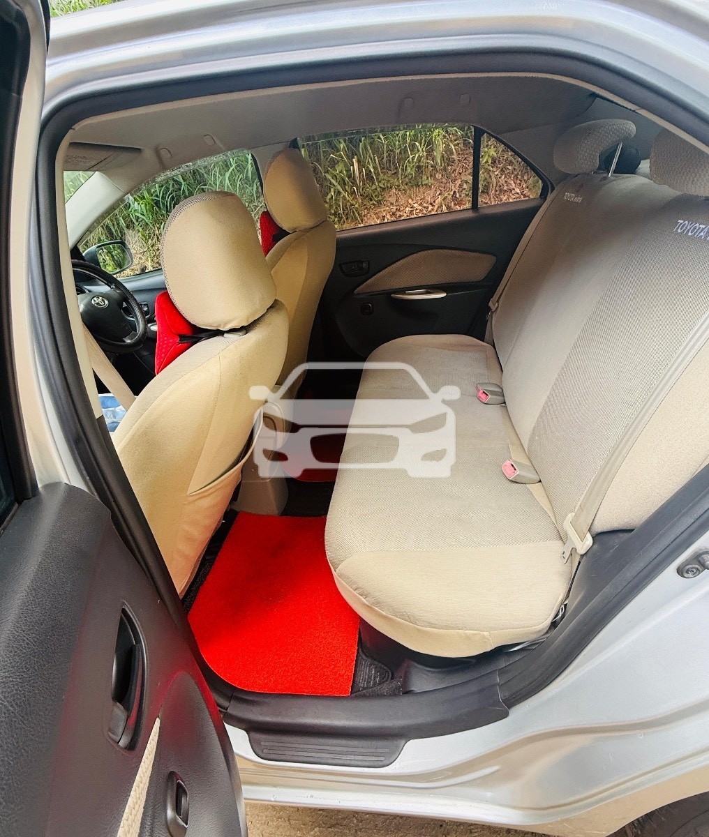 Slider Indicator Image 4