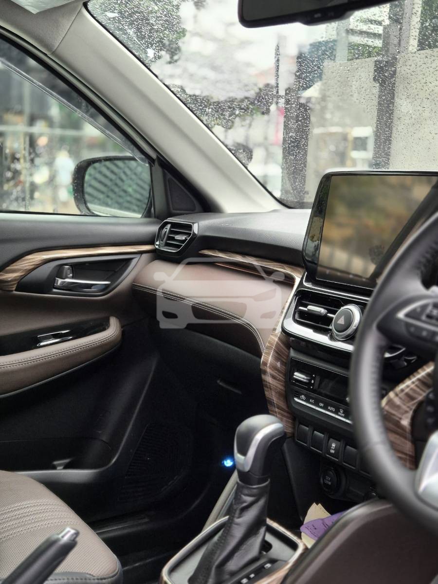 Slider Indicator Image 5