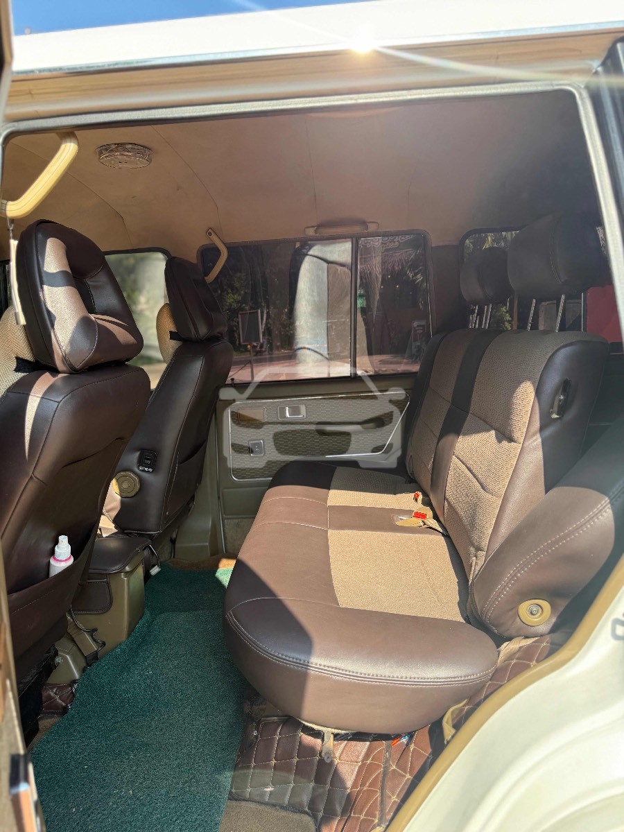 Slider Indicator Image 3