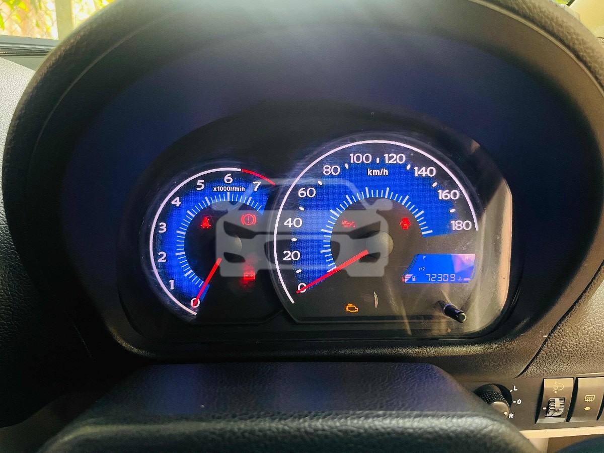 Slider Indicator Image 5