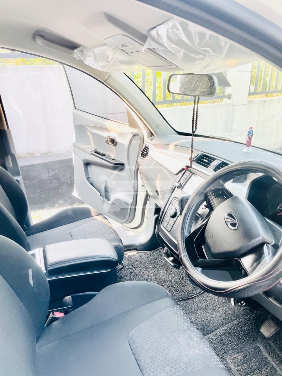 Slider Indicator Image 4