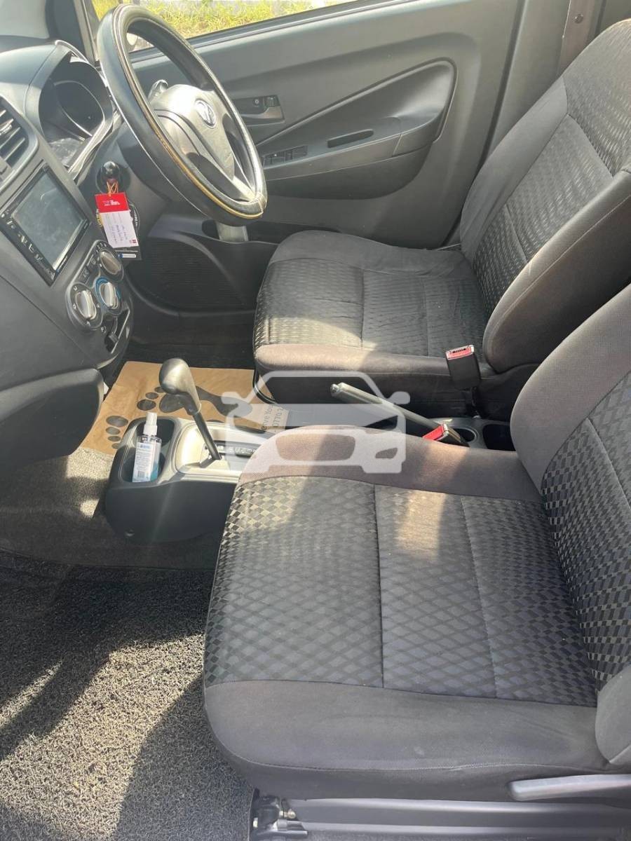 Slider Indicator Image 3