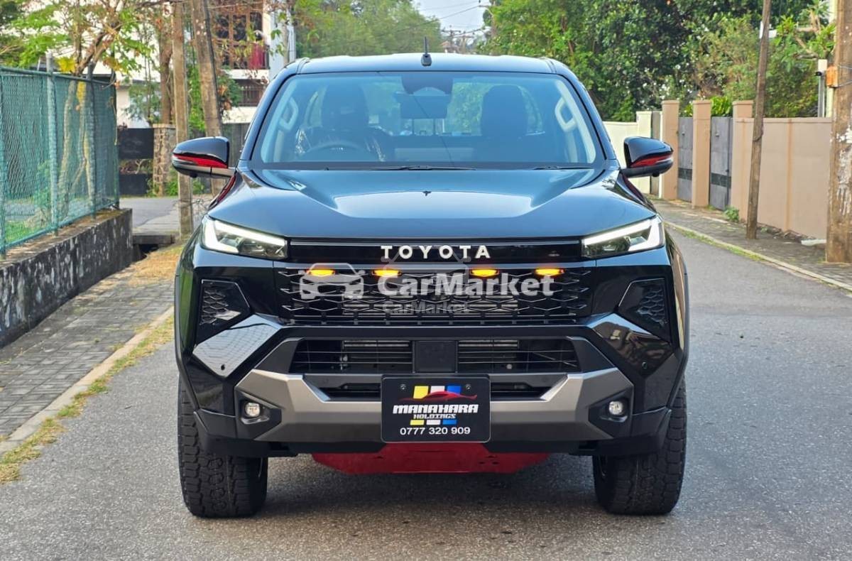 Toyota Hilux Travo Overland Plus 2026 