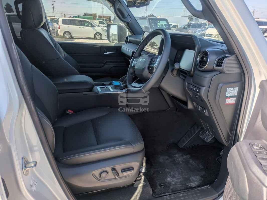 Slider Indicator Image 4