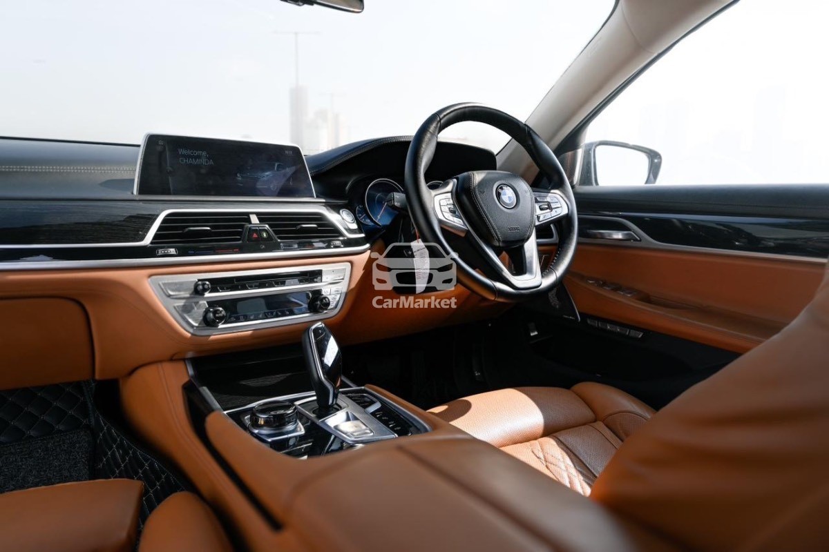 Slider Indicator Image 3