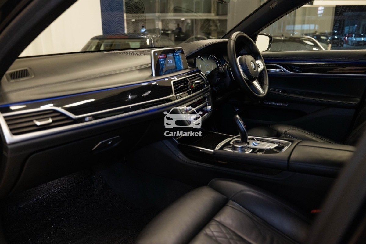 Slider Indicator Image 3