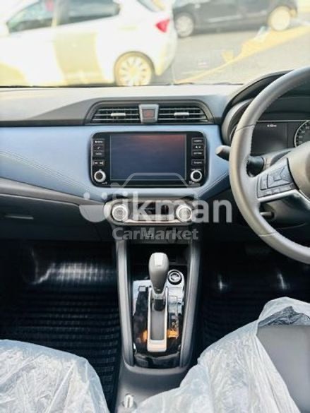 Slider Indicator Image 3