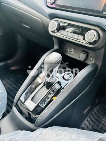 Slider Indicator Image 4