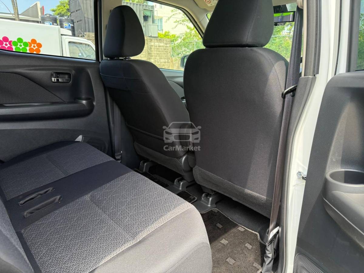 Slider Indicator Image 4