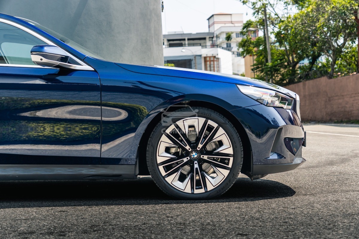 Slider Indicator Image 4