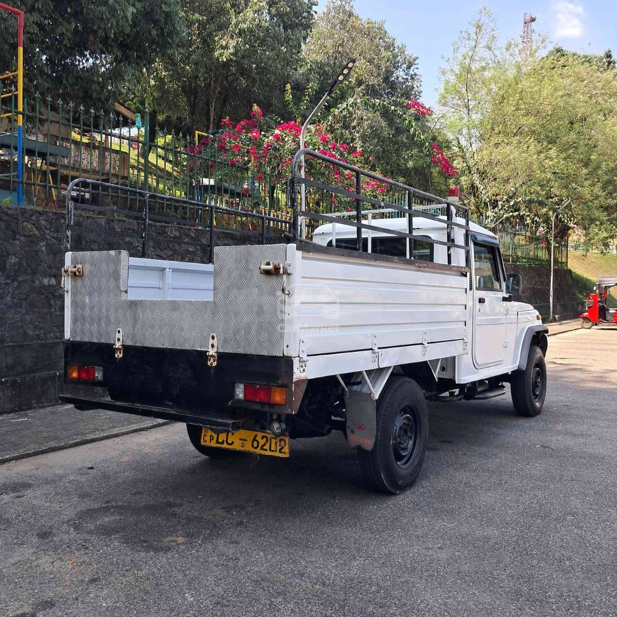 Slider Indicator Image 4