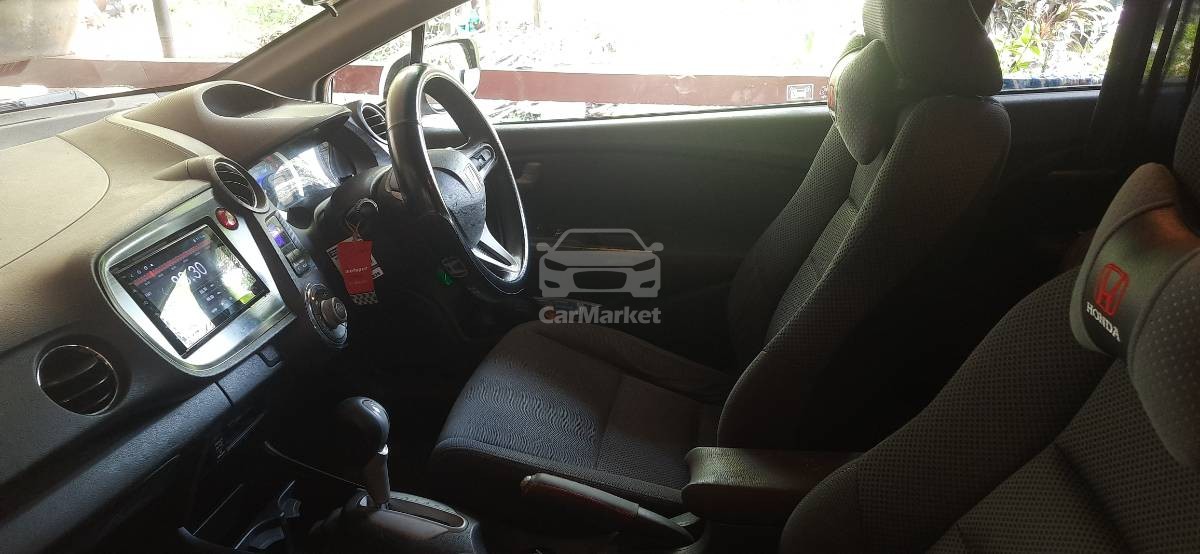 Slider Indicator Image 5