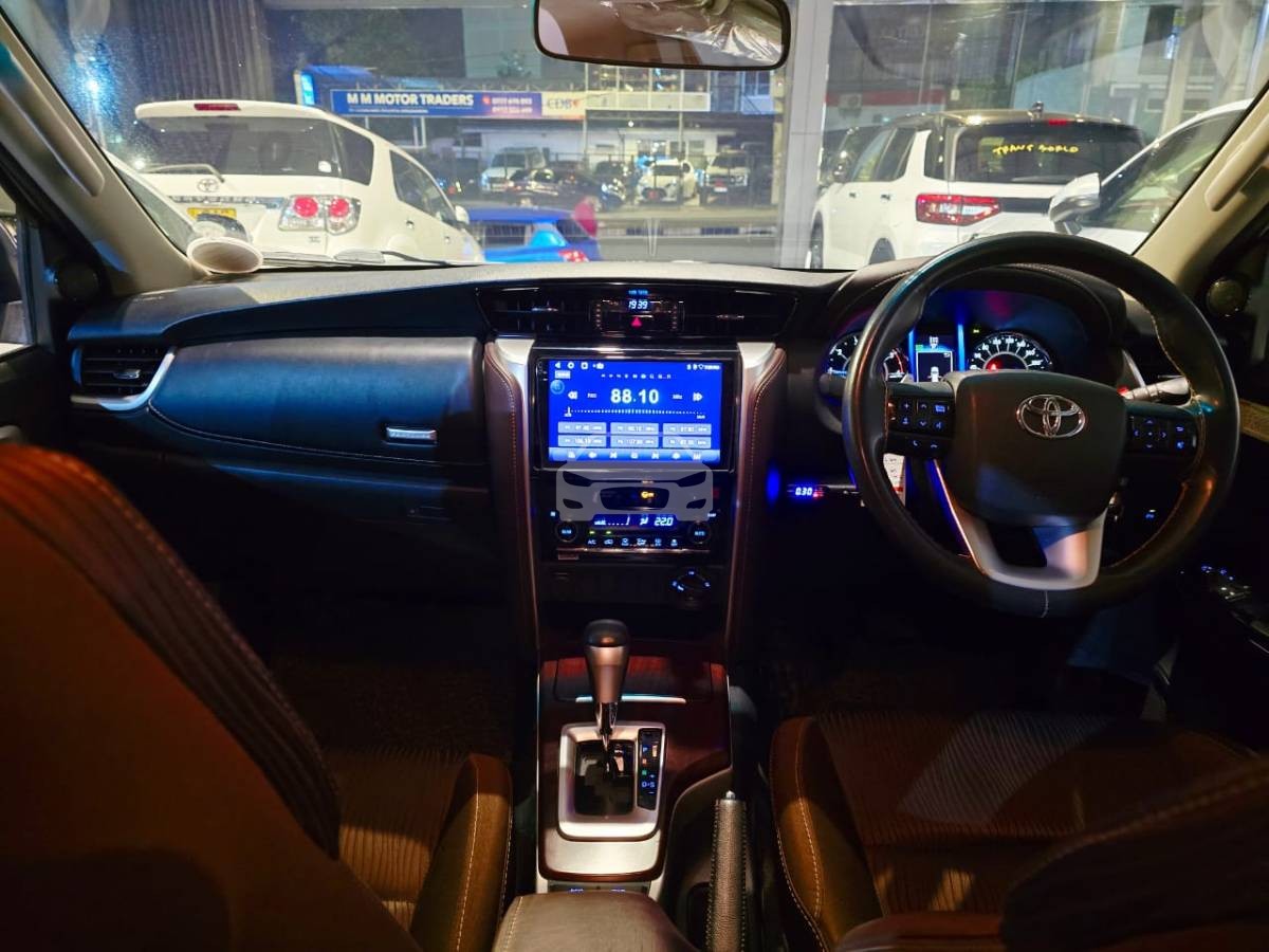 Slider Indicator Image 3