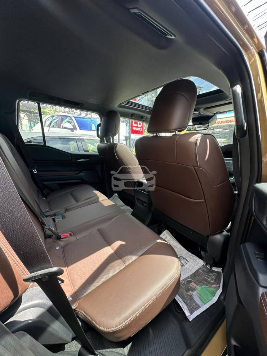 Slider Indicator Image 4