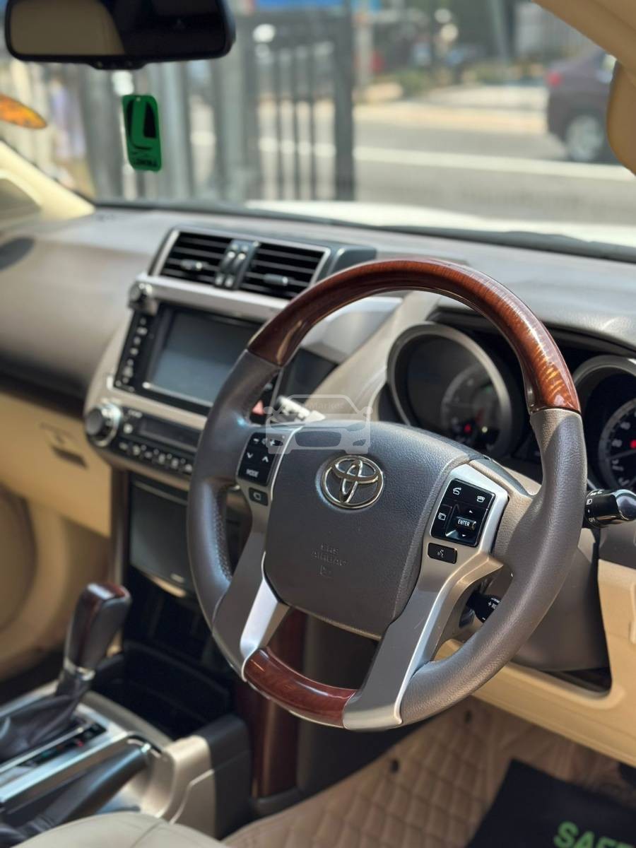 Slider Indicator Image 3