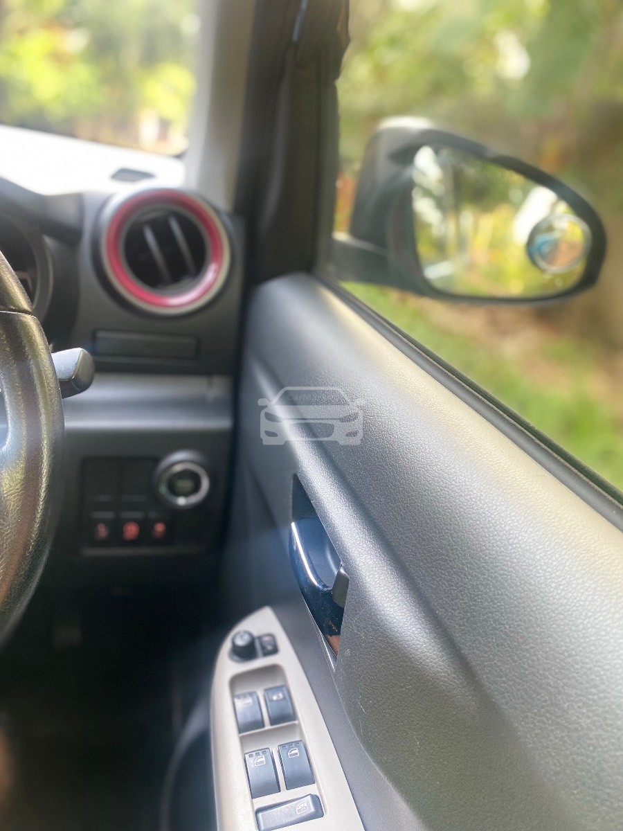 Slider Indicator Image 4