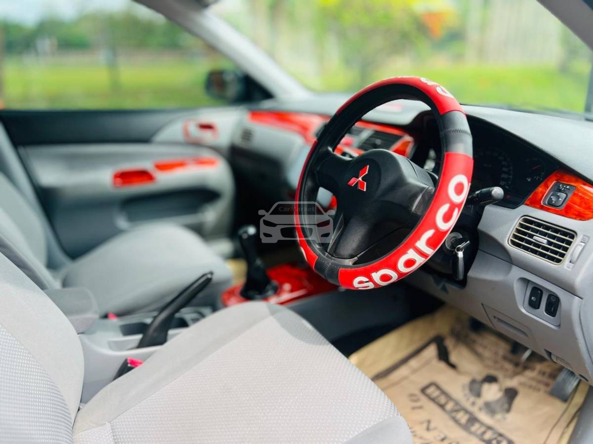 Slider Indicator Image 4