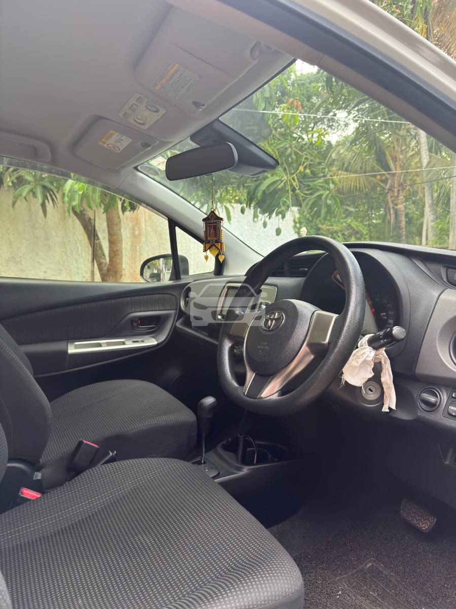 Slider Indicator Image 4