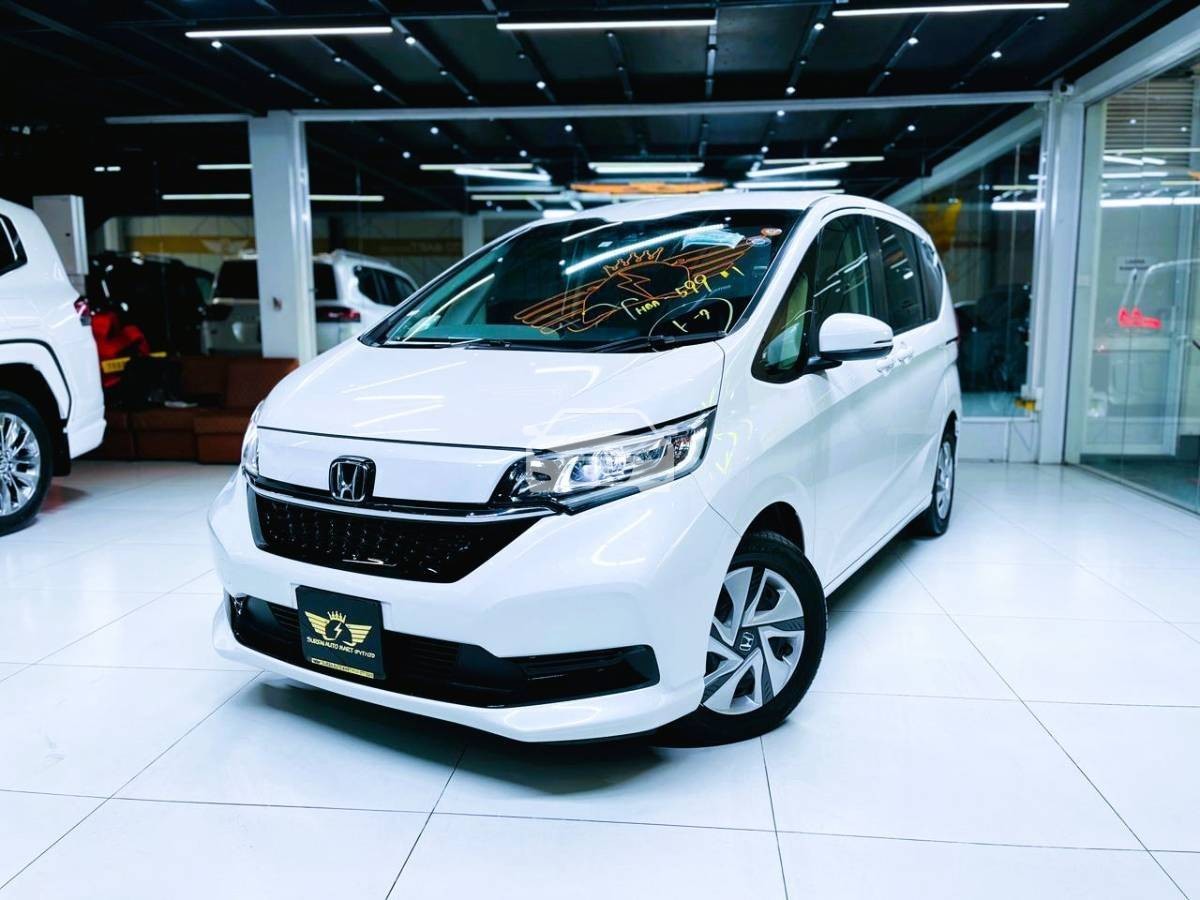 Honda Freed G HYBRID MPV 2023 