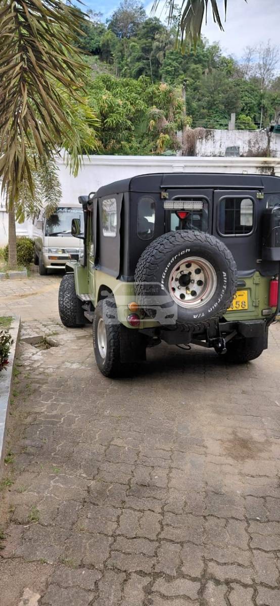 Slider Indicator Image 3