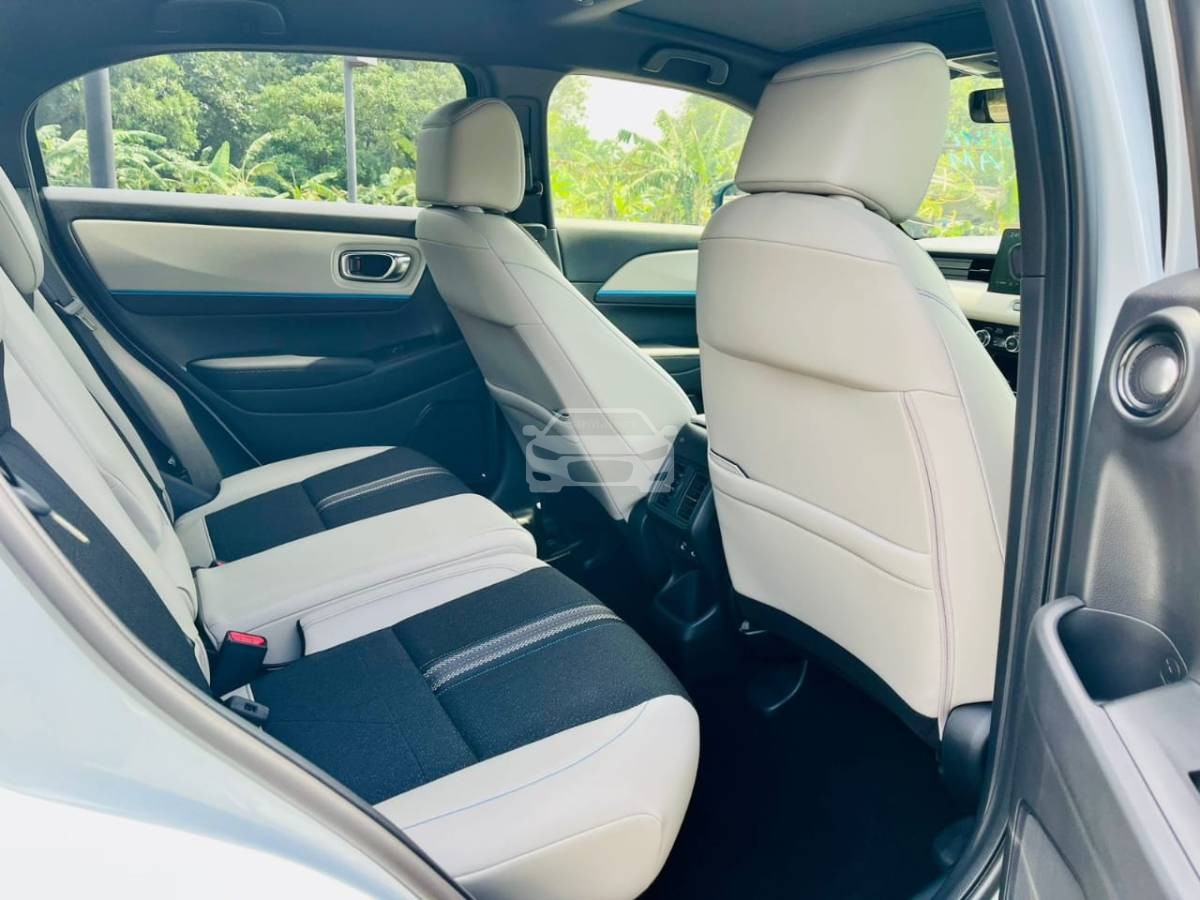 Slider Indicator Image 4