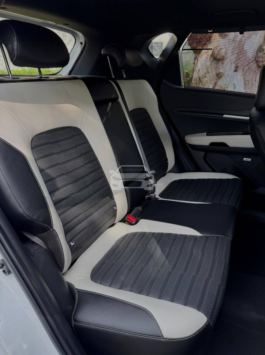 Slider Indicator Image 3