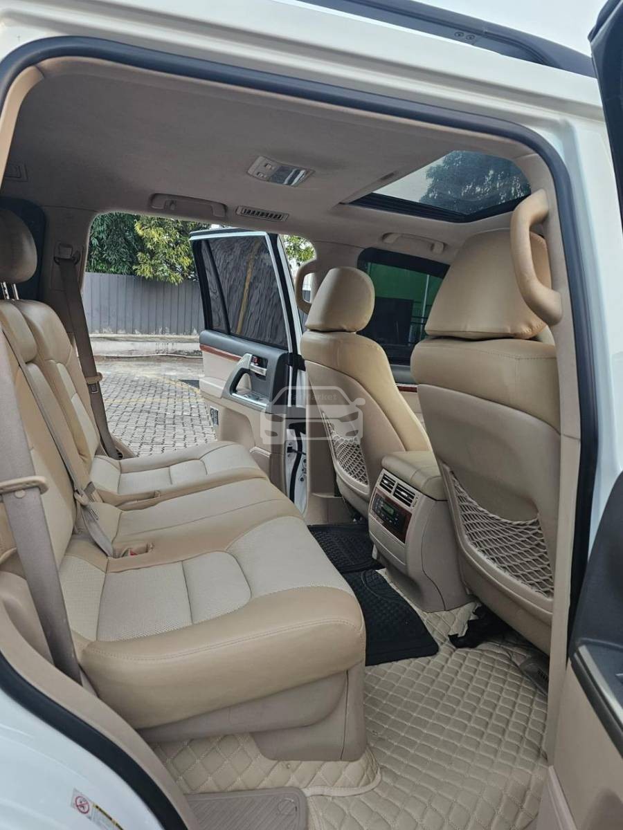 Slider Indicator Image 3