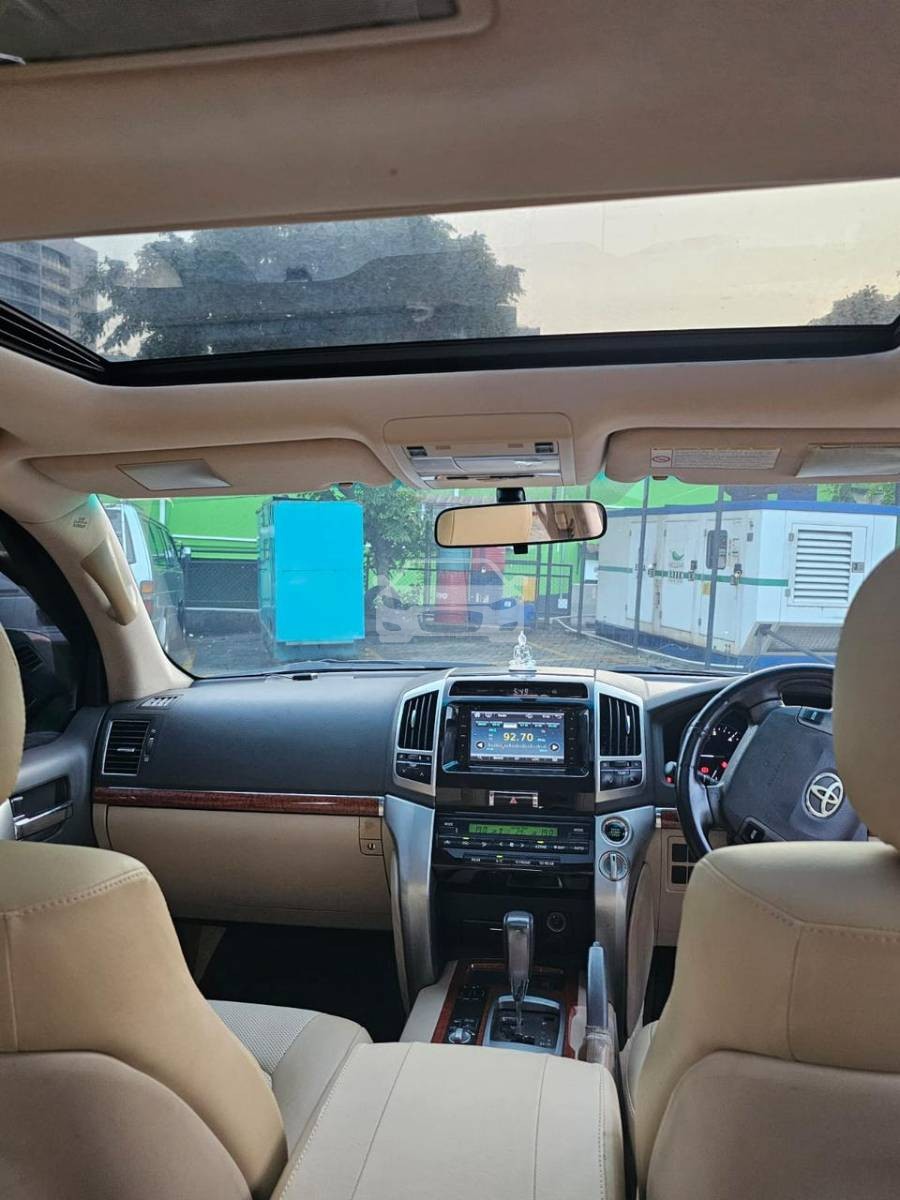 Slider Indicator Image 5