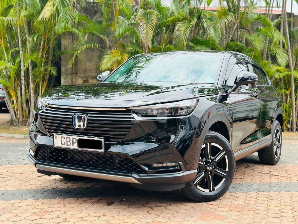 Honda Vezel X Hunter 2024 