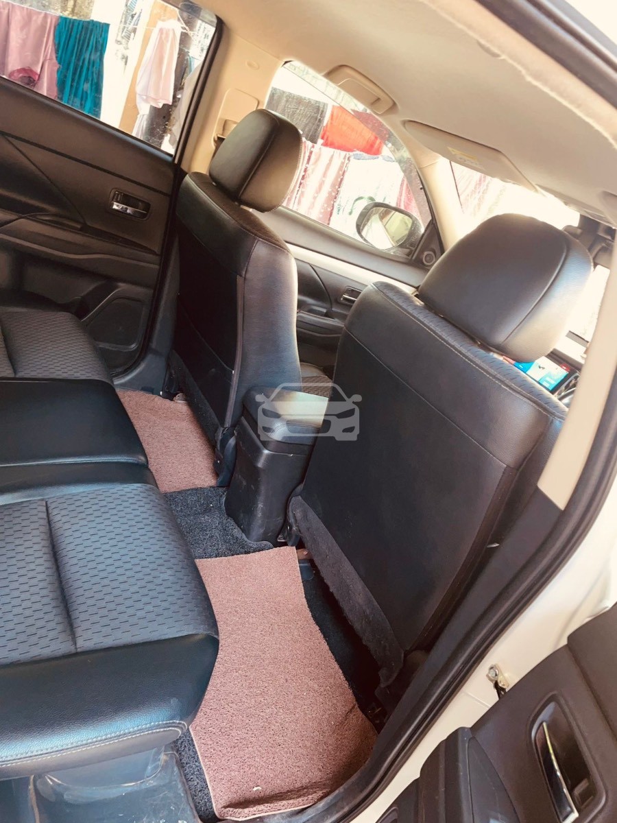 Slider Indicator Image 3