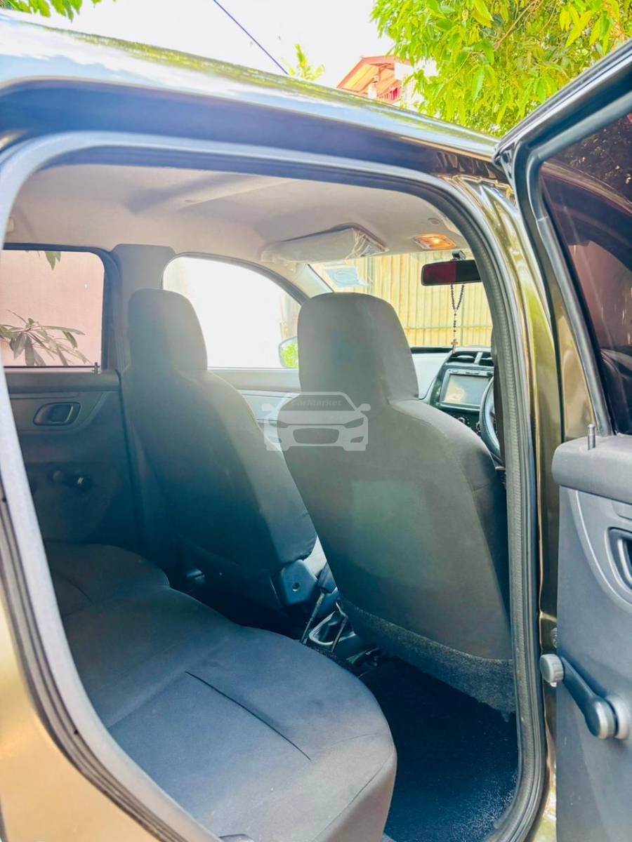 Slider Indicator Image 4