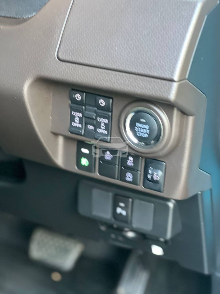 Slider Indicator Image 4