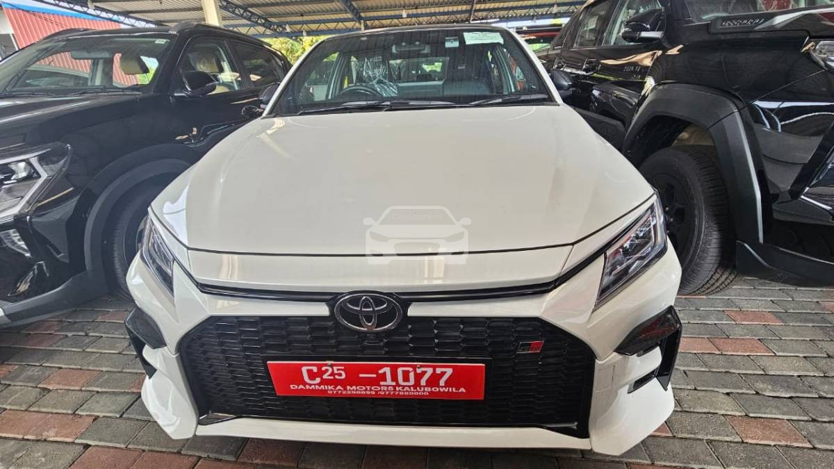 Toyota Yaris Ativ HEV GR Sport 2025 