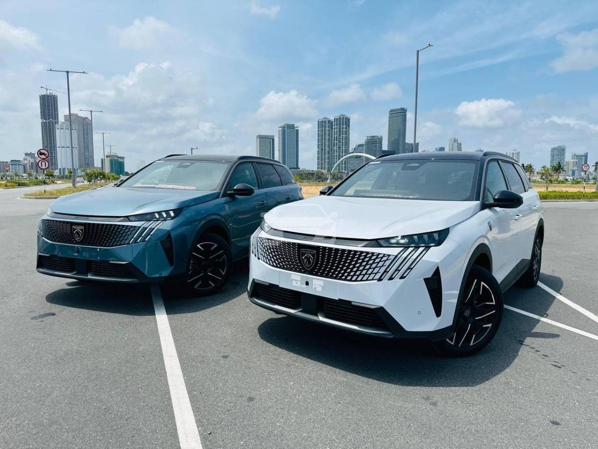 Peugeot 5008 GT Line Premium 2025 