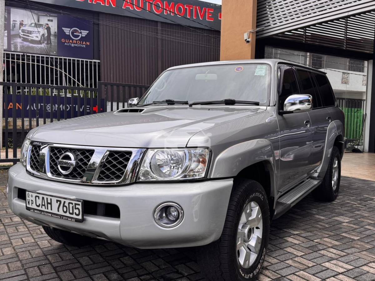 Nissan Patrol Y61 GRX 2015 