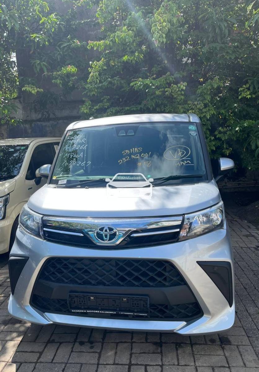 Toyota Roomy X 2023 