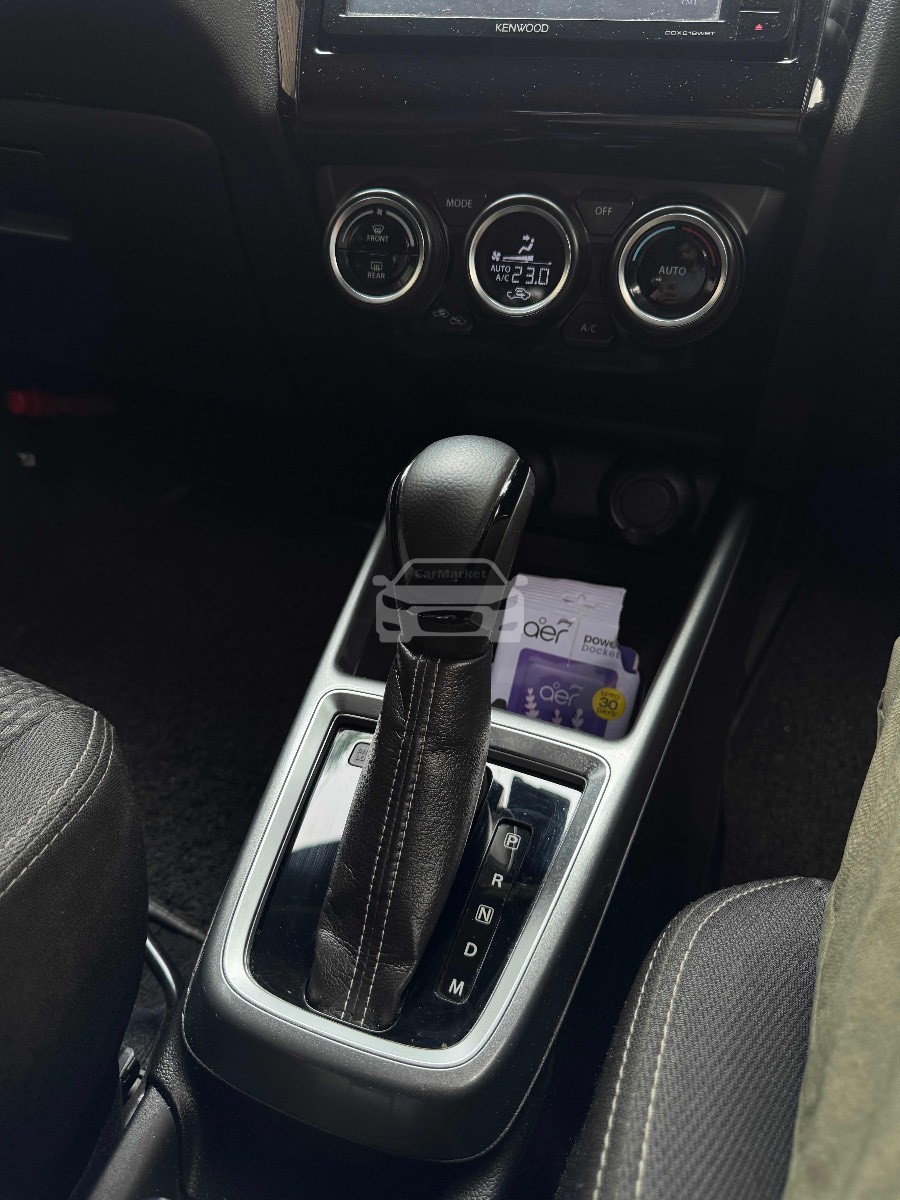 Slider Indicator Image 4