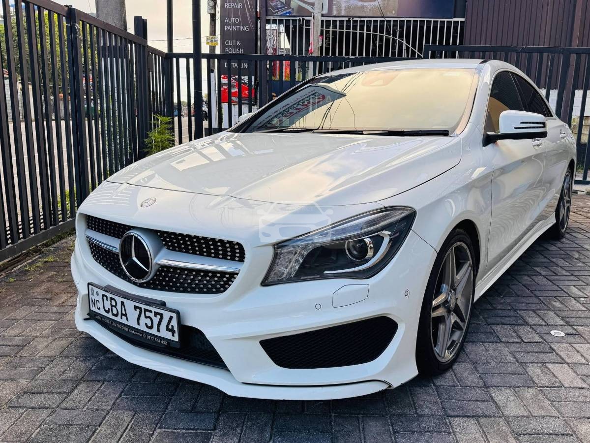 Mercedes Benz CLA 180 AMG Line 2016 