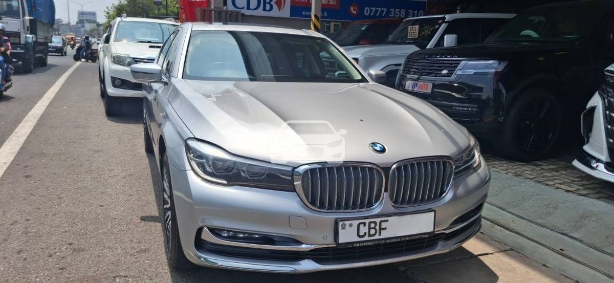 BMW 740e 2018 