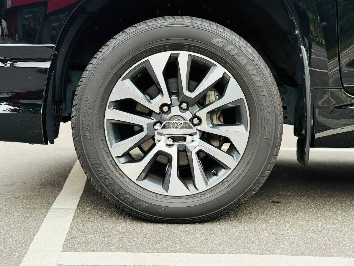 Slider Indicator Image 4