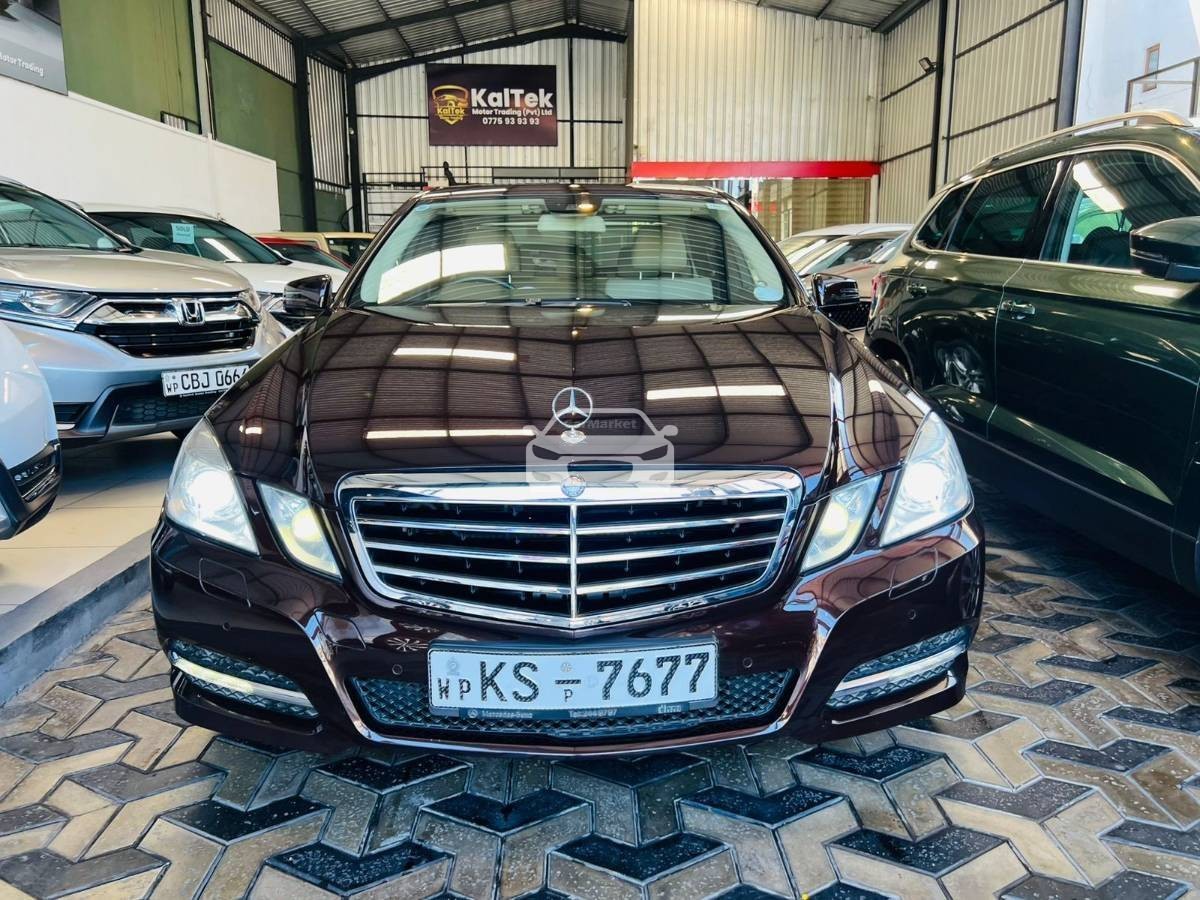 Mercedes Benz E200 2011 