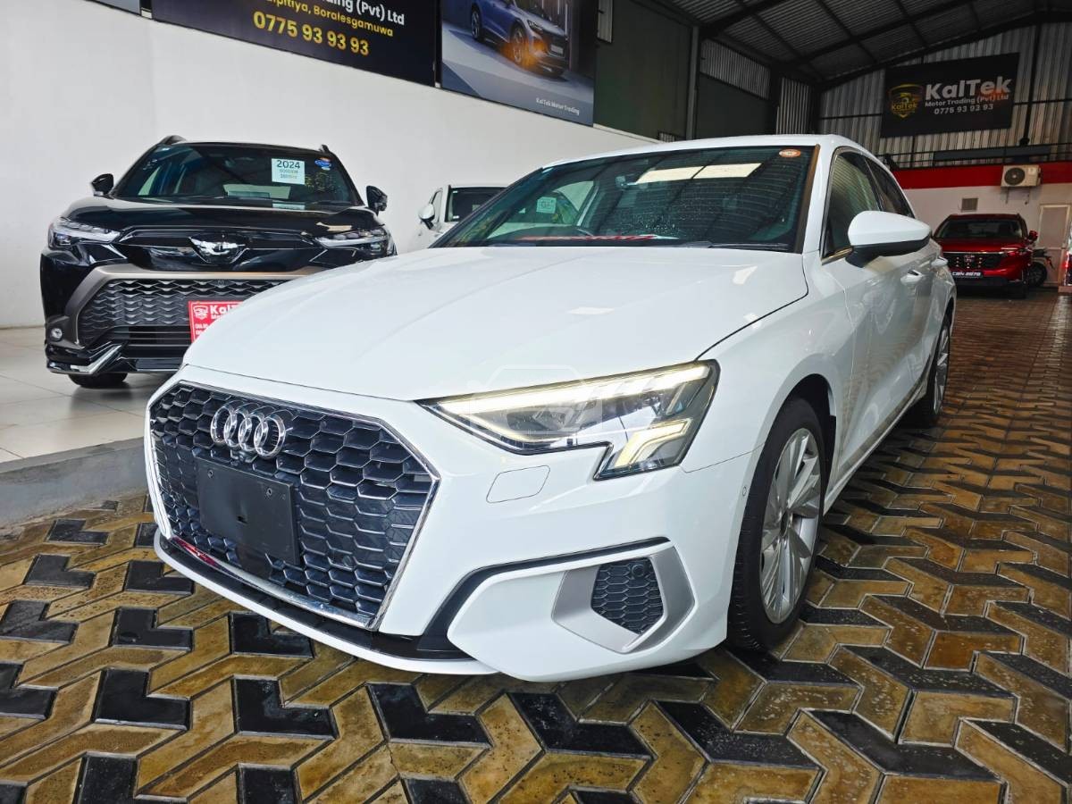 Audi A3 ADVANCE PACKAGE 2024 